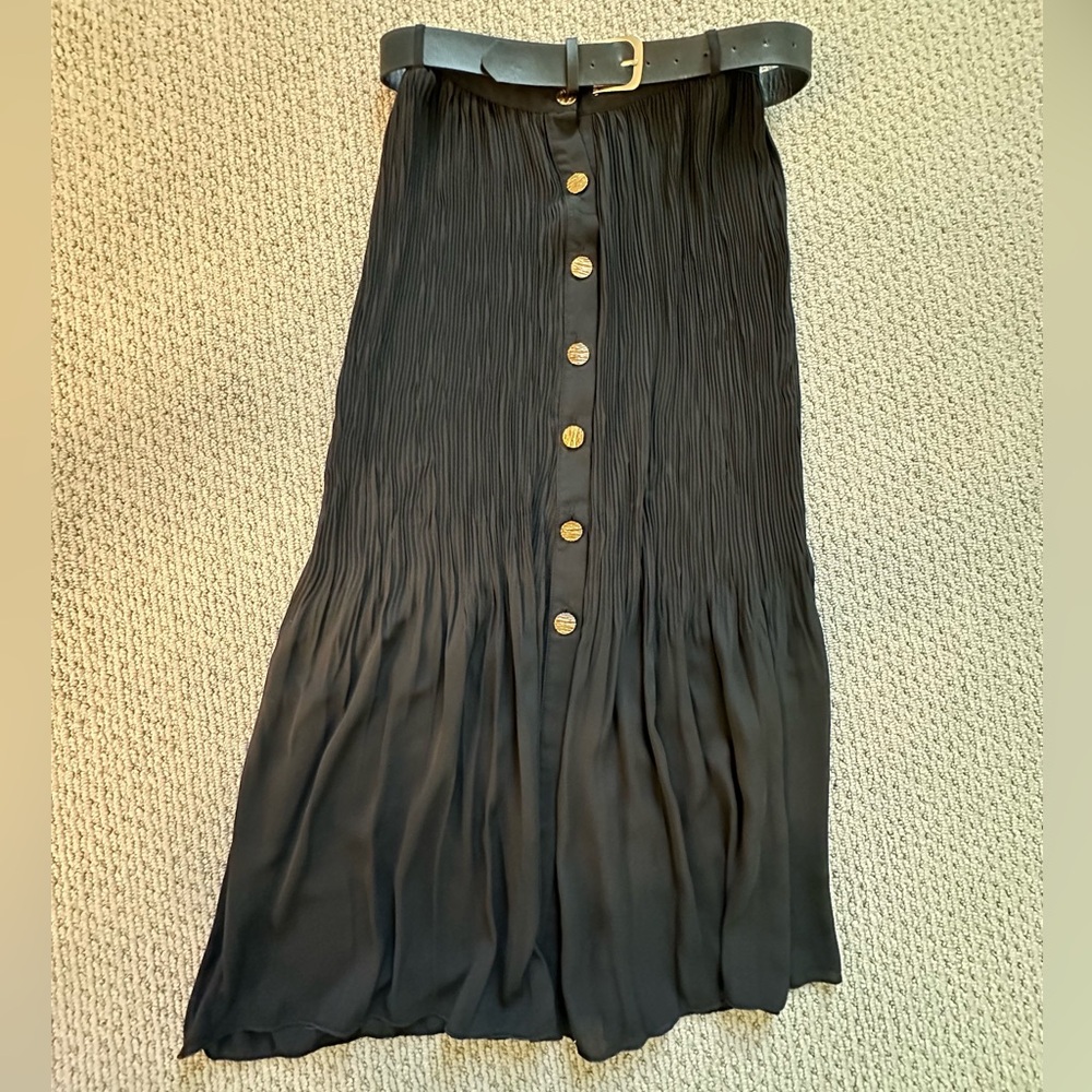 NWT Commense Skirt-S